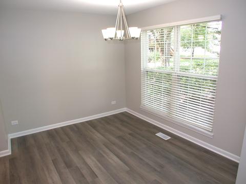 4723 Amber Cir, Hoffman Estates, IL 60192 photo 11