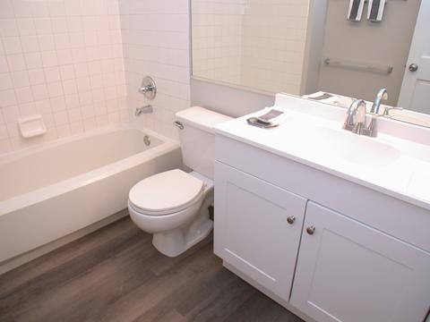 4723 Amber Cir, Hoffman Estates, IL 60192 photo 18