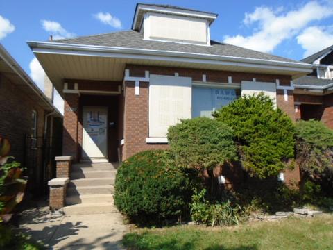 8020 S Perry Ave, Chicago, IL 60620