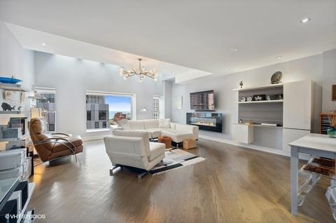 40 E 9th St #1903, Chicago, IL 60605 photo 7