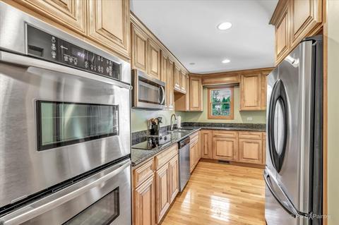 3911 Wilke Rd, Rolling Meadows, IL 60008 photo 13