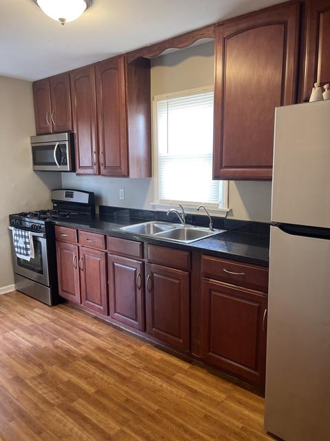 1306 Front St, Aurora, IL 60505 photo 5