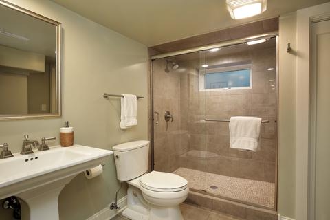651 Forest Ave, Evanston, IL 60202 photo 19