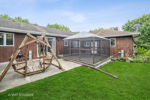 547 Eichler Dr, West Dundee, IL 60118 photo 5