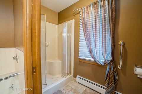 547 Eichler Dr, West Dundee, IL 60118 photo 11