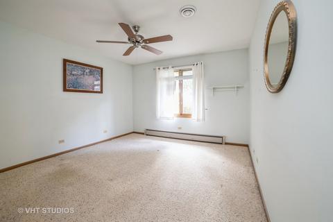 547 Eichler Dr, West Dundee, IL 60118 photo 9