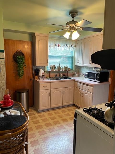 2525 S 13th Ave S, Broadview, IL 60155 photo 8