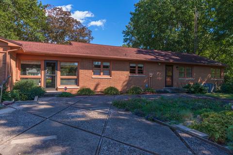 301 N Grove St, Normal, IL 61761 photo 6