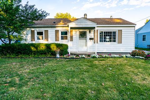 10 Ryan Dr, Bloomington, IL 61701 photo 1
