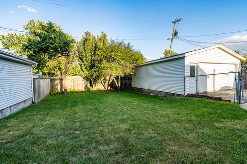 10 Ryan Dr, Bloomington, IL 61701 photo 5