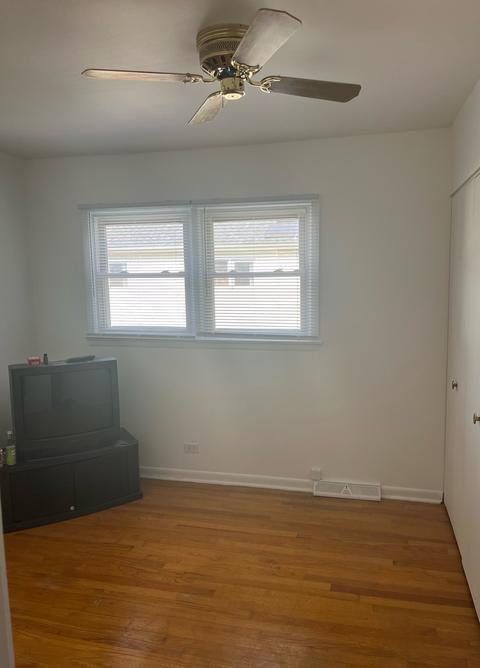 8812 Dee Rd, Des Plaines, IL 60016 photo 8