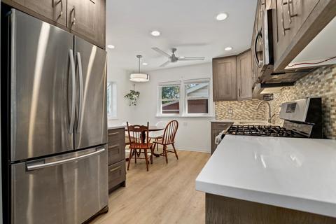421 N Mount Prospect Rd, Des Plaines, IL 60016 photo 7