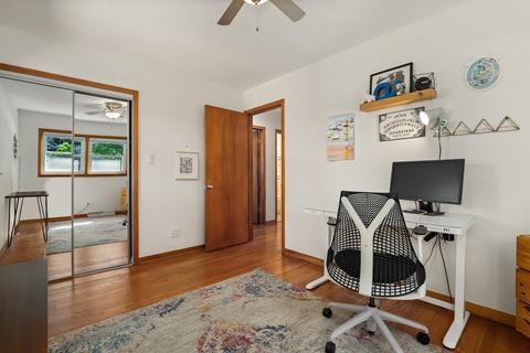 421 N Mount Prospect Rd, Des Plaines, IL 60016 photo 15