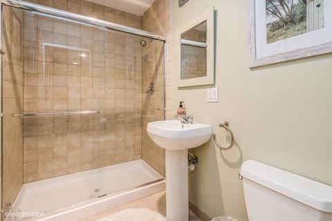 1202 Pine St #D, Glenview, IL 60025 photo 15