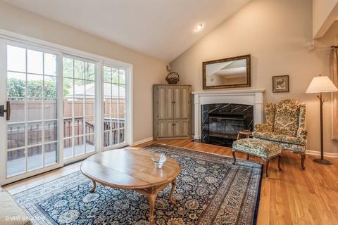 1202 Pine St #D, Glenview, IL 60025 photo 6
