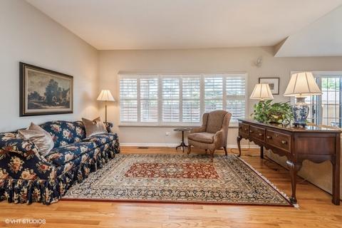 1202 Pine St #D, Glenview, IL 60025 photo 4