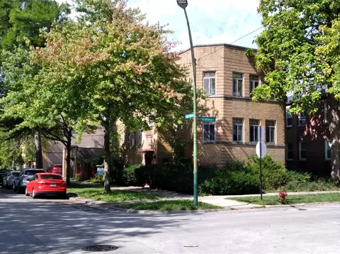3336 W Hollywood Ave, Chicago, IL 60659