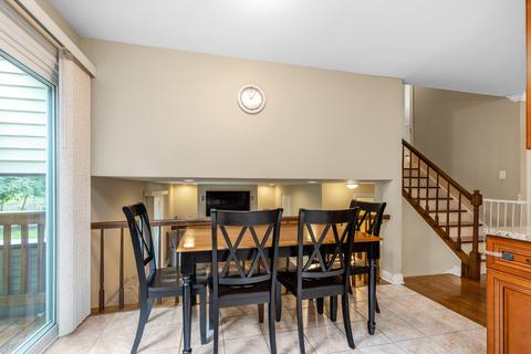 715 Chestnut Ct, Algonquin, IL 60102 photo 10