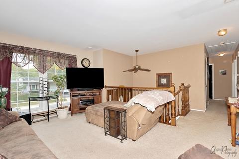 5425 Brittany Dr, Mchenry, IL 60050 photo 3
