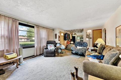 850 E Roxanna Cir, Kankakee, IL 60901 photo 4