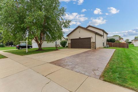 607 Jaffe St, Plano, IL 60545 photo 3