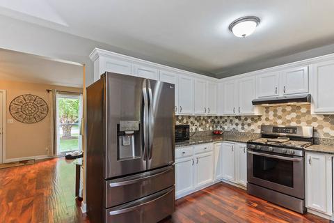 607 Jaffe St, Plano, IL 60545 photo 10