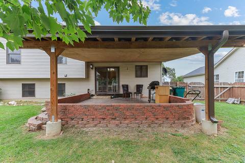 607 Jaffe St, Plano, IL 60545 photo 25