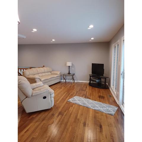 1105 Hermitage Ln, Hoffman Estates, IL 60169 photo 21