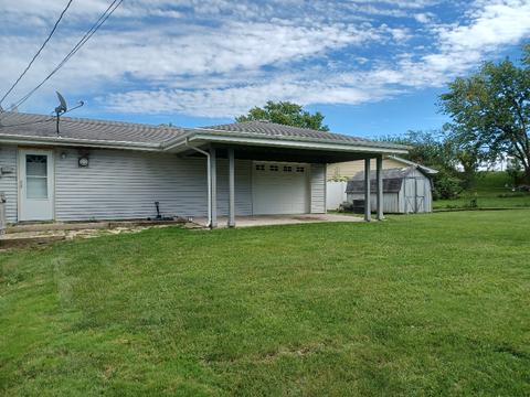 1105 Hermitage Ln, Hoffman Estates, IL 60169 photo 4