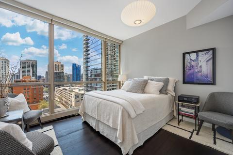 21 E Huron St #1007, Chicago, IL 60611 photo 17