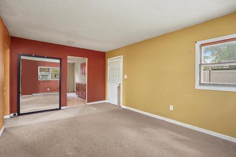 1050 Pershing St, Aurora, IL 60506 photo 6