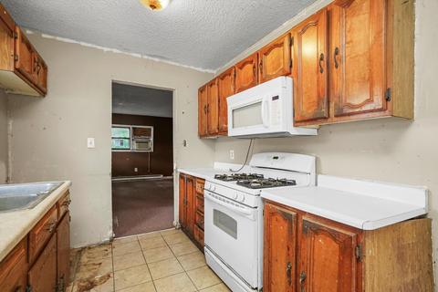 1050 Pershing St, Aurora, IL 60506 photo 17