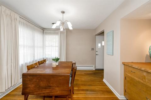 1303 S Linden St, Normal, IL 61761 photo 9