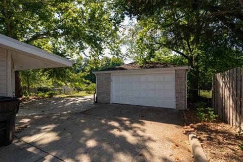 1303 S Linden St, Normal, IL 61761 photo 36