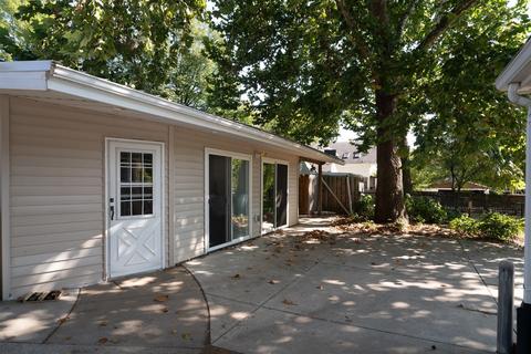 1303 S Linden St, Normal, IL 61761 photo 32