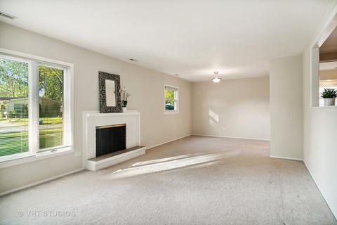 928 Pebble Dr, Wheeling, IL 60090 photo 3