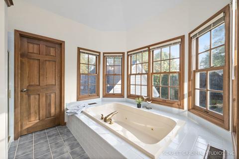 5 Union Cir, Wheaton, IL 60187 photo 27