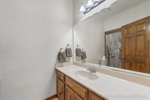 5 Union Cir, Wheaton, IL 60187 photo 30