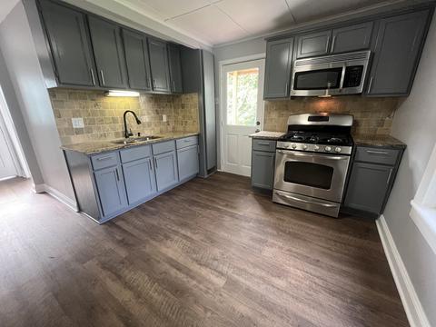 509 Front St, Aurora, IL 60505 photo 5
