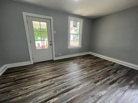 509 Front St, Aurora, IL 60505 photo 2