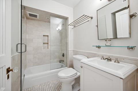 39 Elm St, Chicago, IL 60611 photo 45