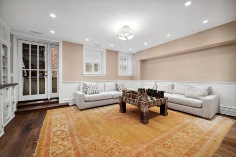 39 Elm St, Chicago, IL 60611 photo 40