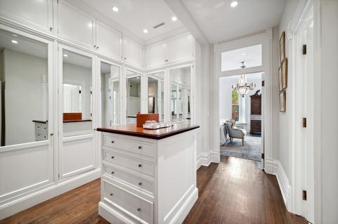 39 Elm St, Chicago, IL 60611 photo 27