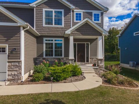 203 Eldon Dr, Downs, IL 61736 photo 3