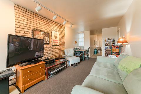 3625 S Emerald Ave, Chicago, IL 60609 photo 2