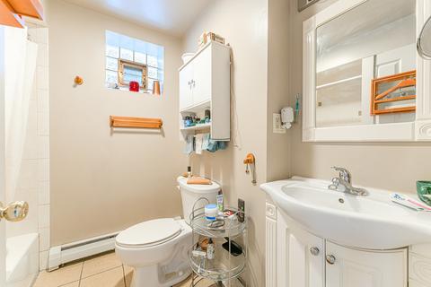 3625 S Emerald Ave, Chicago, IL 60609 photo 8