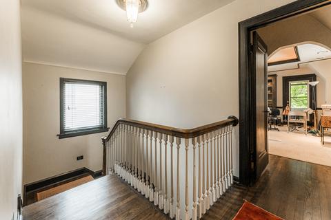 1122 E Walnut Ave, Des Plaines, IL 60016 photo 13