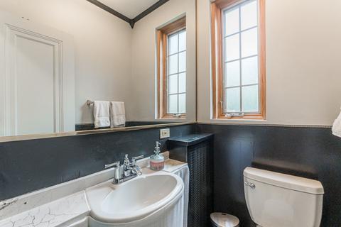 1122 E Walnut Ave, Des Plaines, IL 60016 photo 12