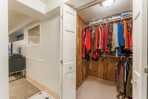 1122 E Walnut Ave, Des Plaines, IL 60016 photo 24