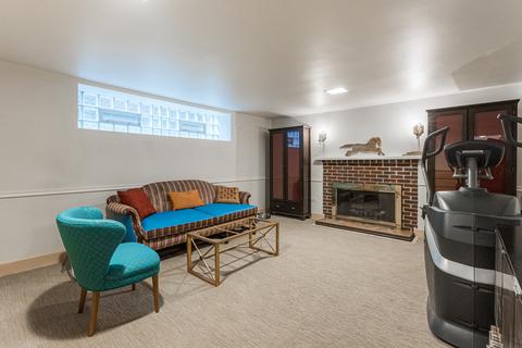 1122 E Walnut Ave, Des Plaines, IL 60016 photo 25